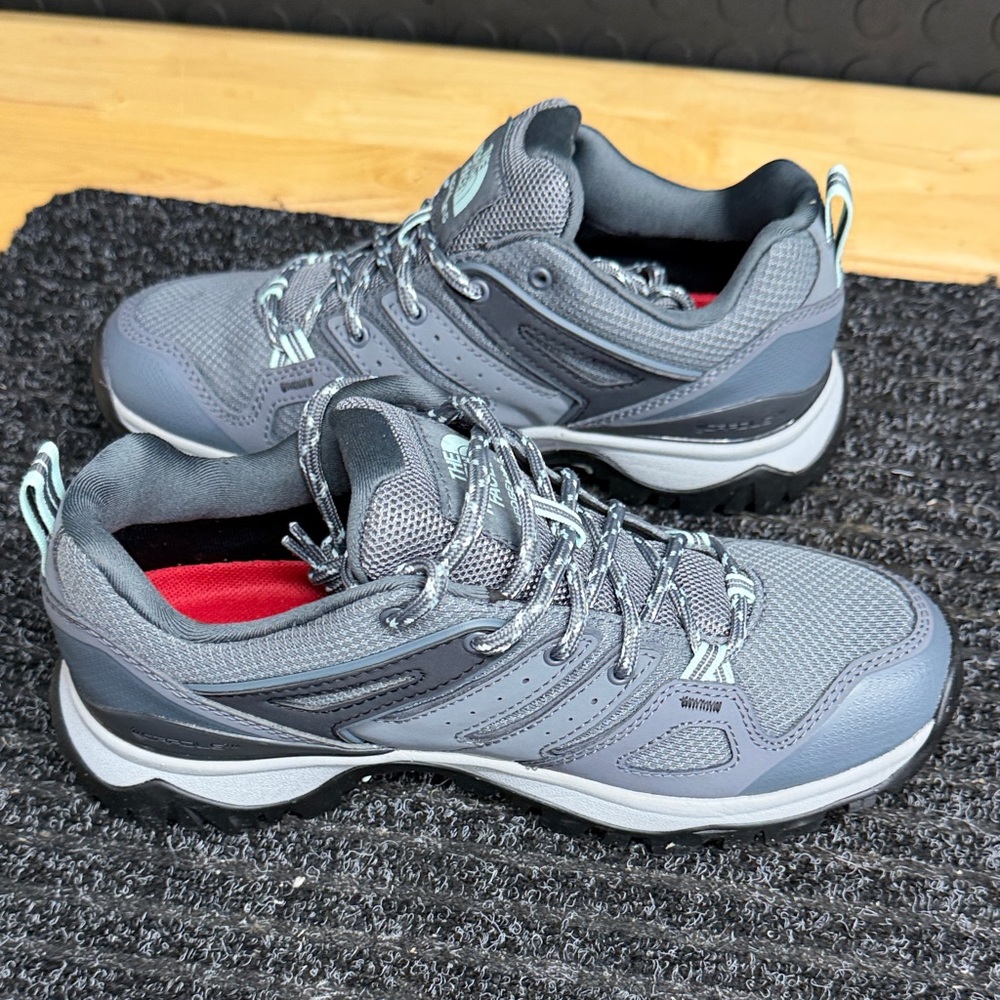 The North Face Women's Hedgehog Fastpack II WP - Zinc Grey & Moonlight Jade NEW
